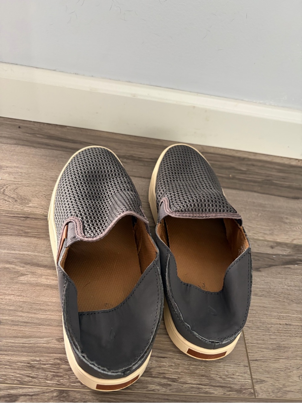 Olukai Women’s PEHUEA Slip-On Shoes In Grey Size 10 - Picture 4 of 6